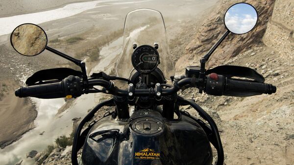 Royal Enfield Himalayan 452