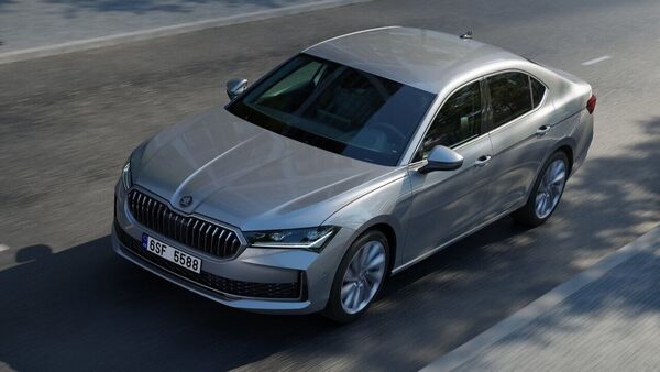 Fourth-generation Skoda Superb unveiled to the world, boasts of ‘clever ...