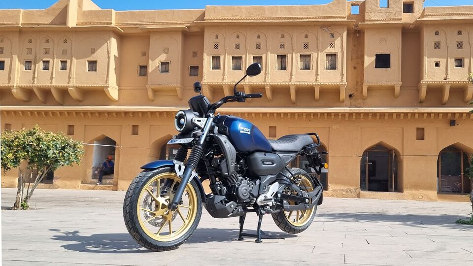 2023 Yamaha FZ-X Review
