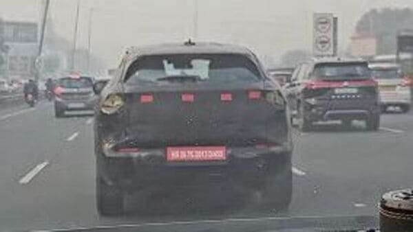 The test mule was spotted with rear tail lamps. (Photo courtesy: Youtube/SpeedShiftervlogs) Maruti Suzuki eVX
