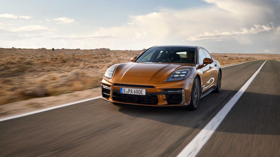 2024 Porsche Panamera 