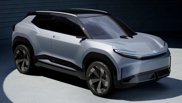 Toyota SUV concept has been showcased to the world. Although not officially named, it is being touted as the fundamental model on which production versions would be based in the times to come. Toyota