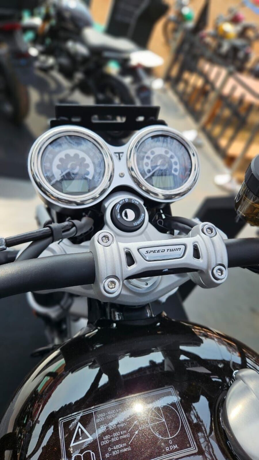 IBW 2023: Triumph Speed Twin 1200 Stealth Edition is a