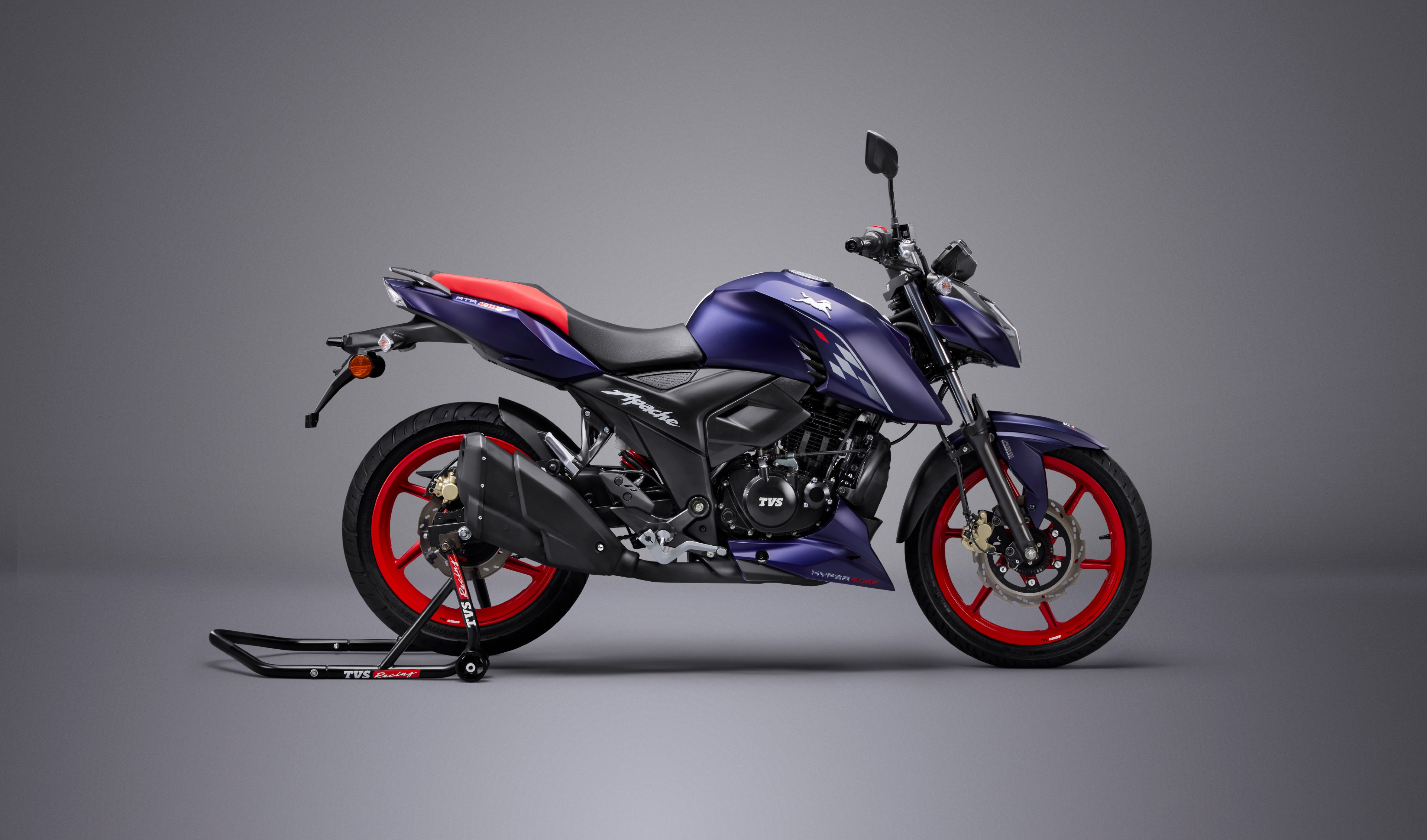 2024 TVS Apache RTR 160 4V launched at MotoSoul 2023, priced from ₹1.35