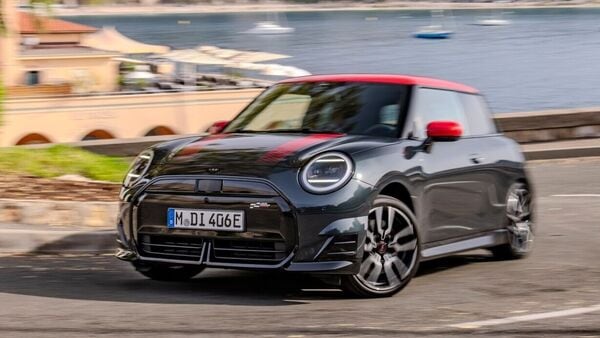 Mini Cooper SE News and Reviews