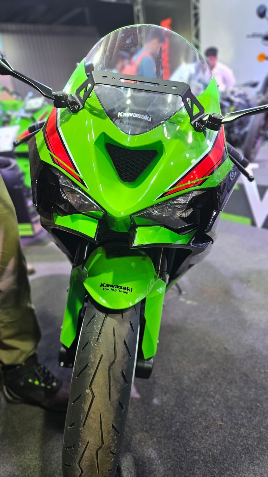 New Kawasaki Ninja ZX-6R makes India debut at IBW 2023 | HT Auto