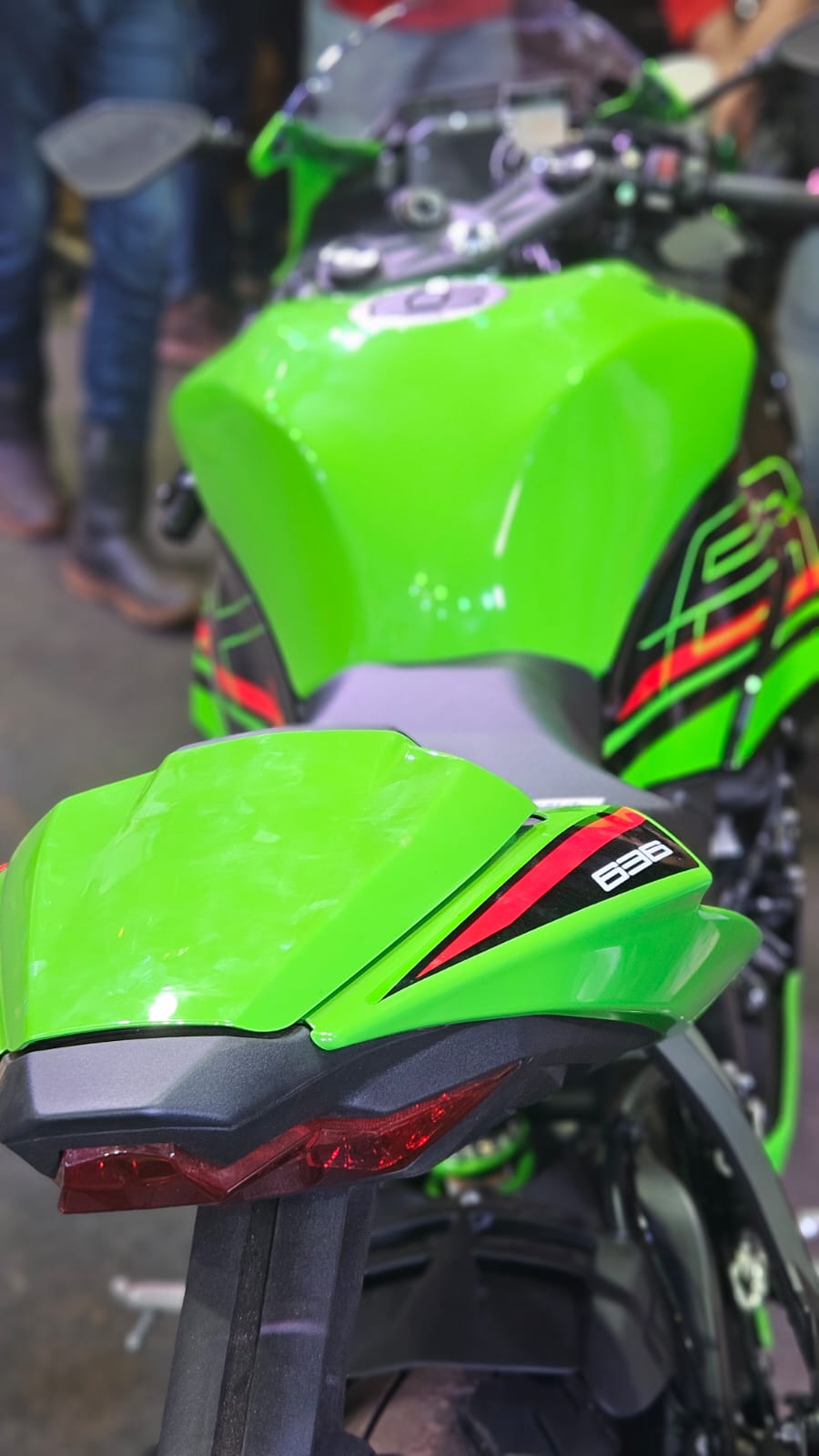 New Kawasaki Ninja ZX-6R makes India debut at IBW 2023 | HT Auto
