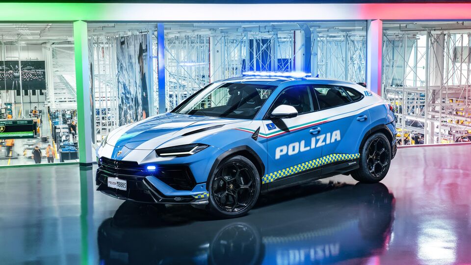Lamborghini Urus Performante Police Italy