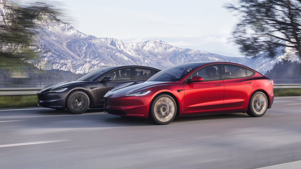 Tesla Model X Model S
