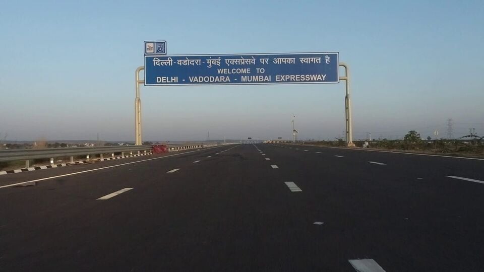 Delhi-Mumbai Expressway 