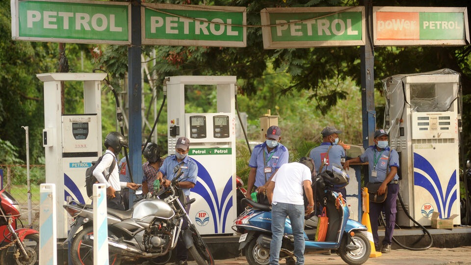 Petrol pump