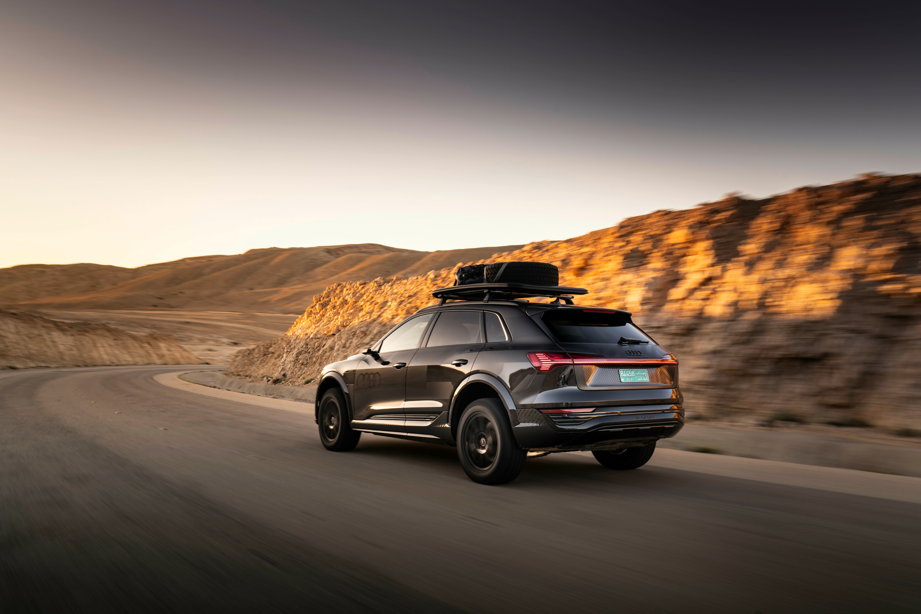 Audi Q8 e-tron Dakar Edition