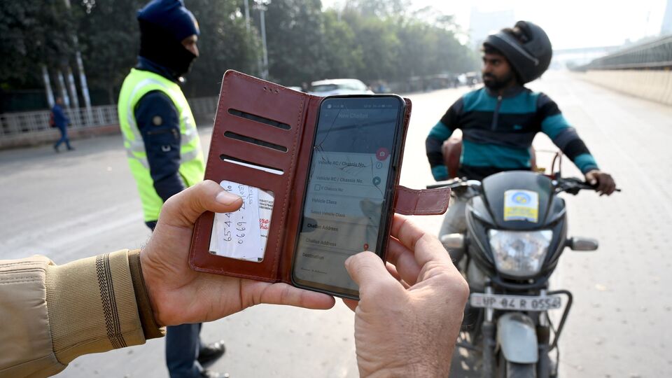 Noida traffic police road safety