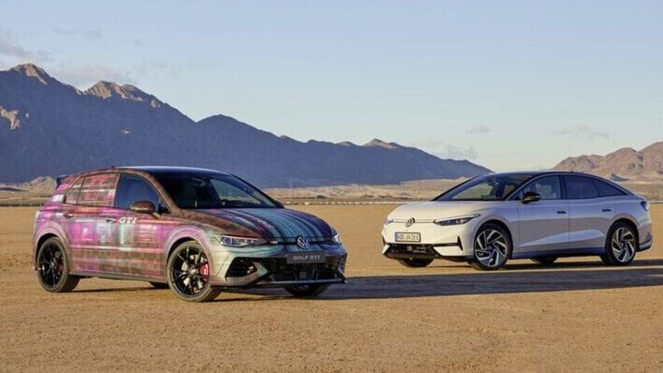 Volkswagen Golf GTI and ID.7