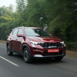 Kia Sonet continues to come in three broad trims and is offered in as many as seven variants. There are a plethora of exterior and upholstery colour options as well.