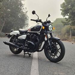 The Royal Enfield Shotgun 650 grabs a lot of attention on the road.