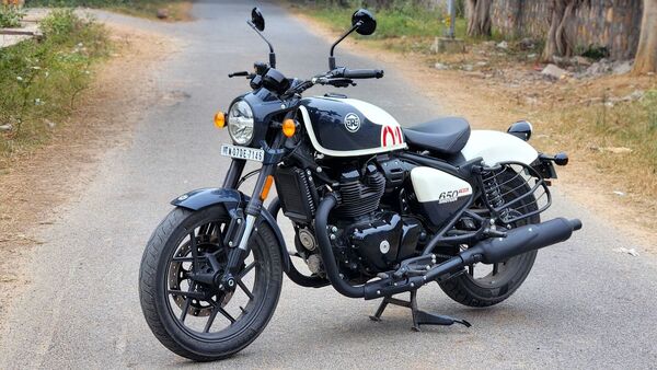 https://www.mobilemasala.com/auto-news/Royal-Enfield-Shotgun-650-launched-in-India-priced-at-359-lakh-i206435