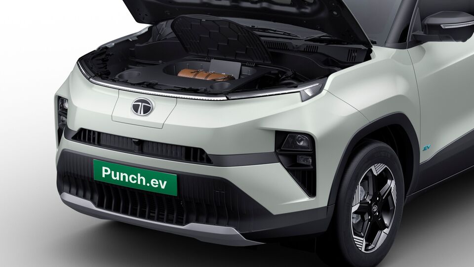 Punch EV frunk
