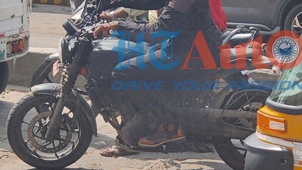 The Hunter 450 will share some parts with the Himalayan 450. Royal Enfield Hunter 450