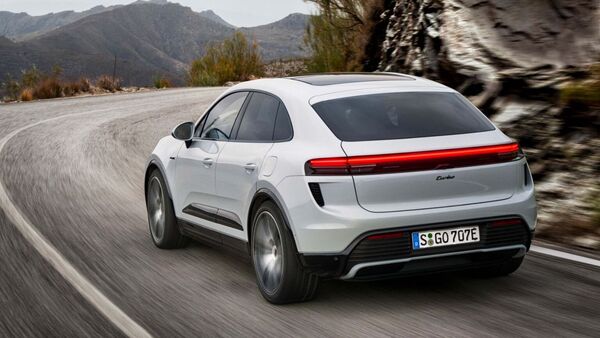 Porsche Macan Turbo Electric
