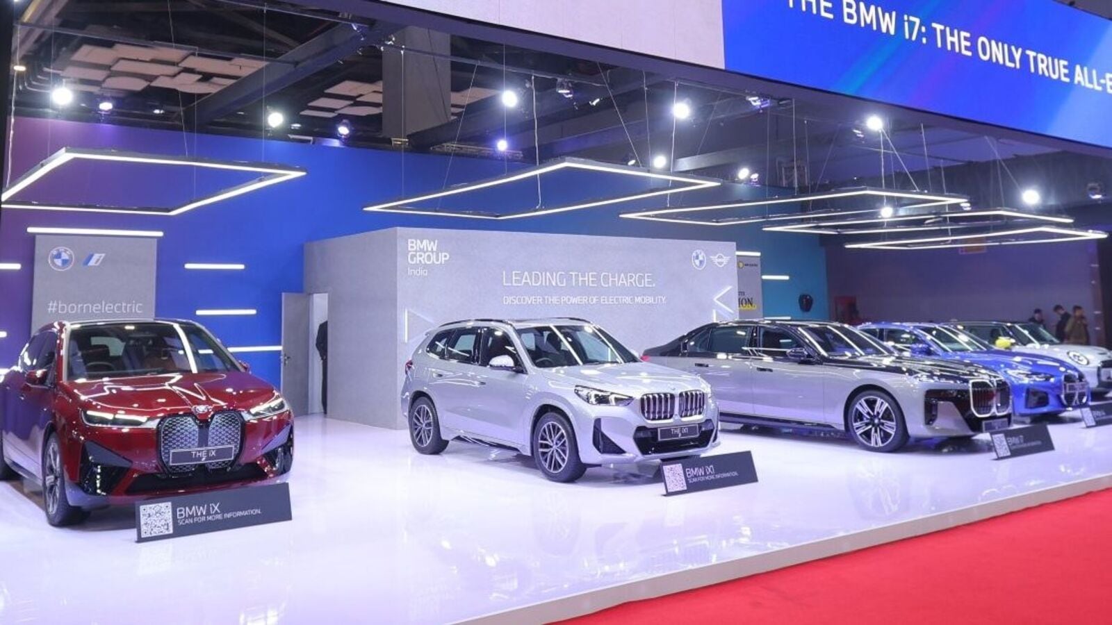 Bharat Mobility Global Expo: BMW showcased its EV might with i7, iX, i4 and  iX1