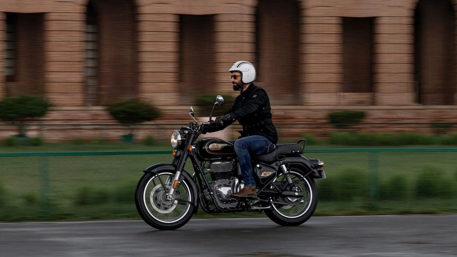 2024 Royal Enfield Bullet 350 launched in Canada, restricted to only 100 units