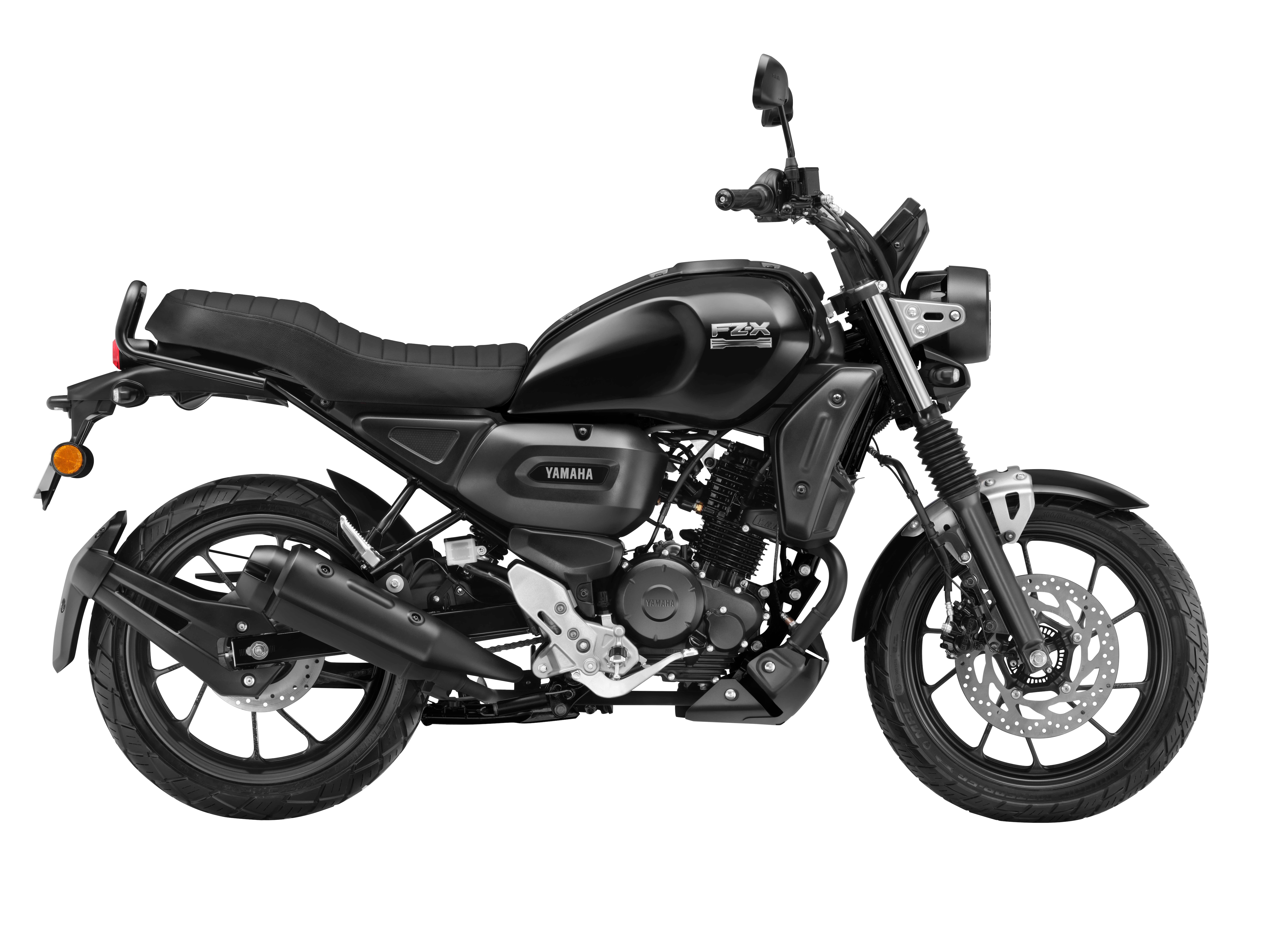 The new Yamaha FZ-X Metallic Black is available at ₹1.36 lakh (ex-showroom, Delhi), while the Chrome version sits on top of the variant lineup 2024 Yamaha FZ-X Metallic Black