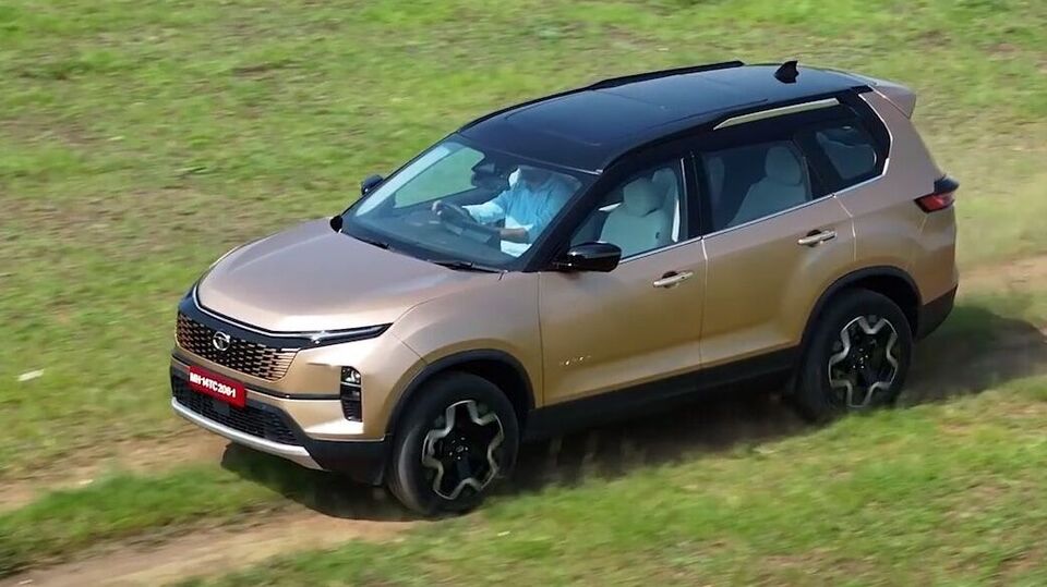 Tata Safari