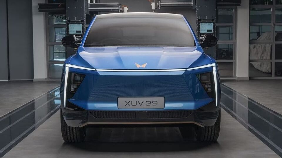 Mahindra XUV.e8 concept