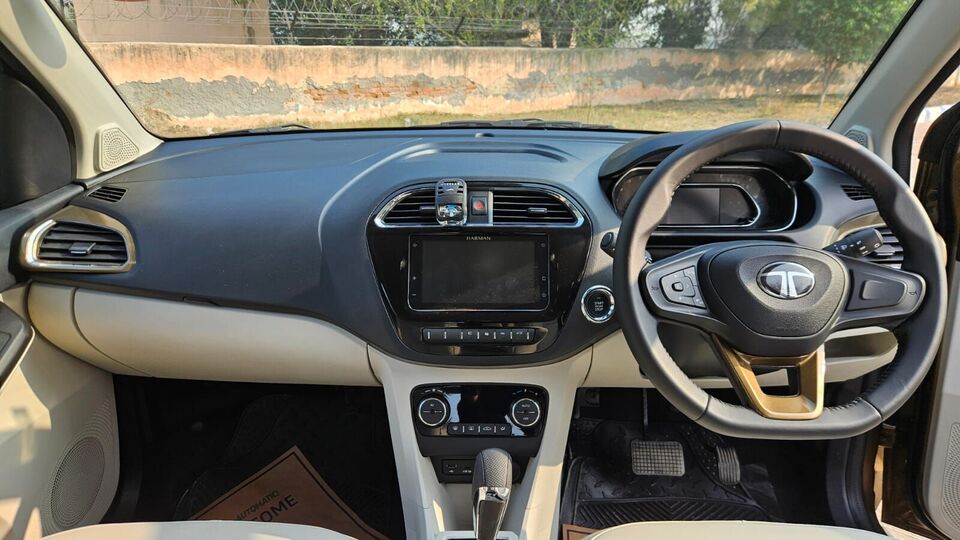 Tata Tigor iCNG AMT