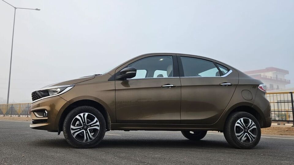 Tata Tigor iCNG AMT