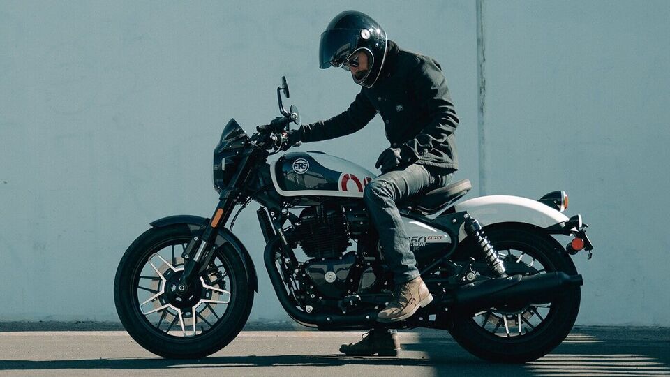 Royal Enfield Shotgun 650