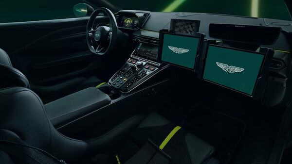 Aston Martin Vantage