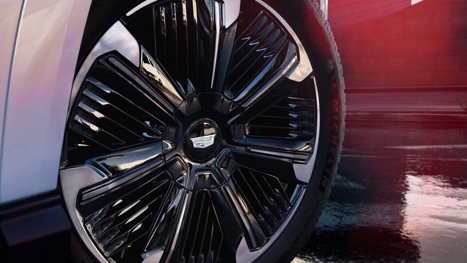 Cadillac Escalade IQ