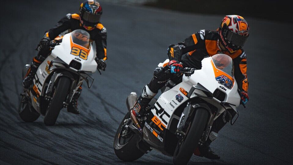 KTM RC 8C