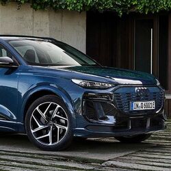 Audi says that the electric motors on duty are powerful, compact and scalable. Along with it, the battery packs are newly developed and have lithium-ion chemistry. They are made up of 12 modules and 180 prismatic cells with a total gross capacity of 100 kWh out of which 94.9 kWh is usable.&nbsp;