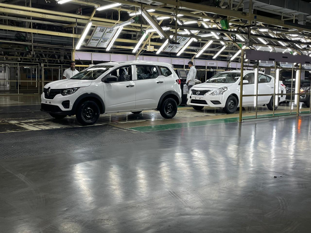 The RNAIPL plant, with a low level of automation of about 15 percent, has produced over 2.7 million cars to date, with almost half (1.2 million) being exported to over 100 international markets.