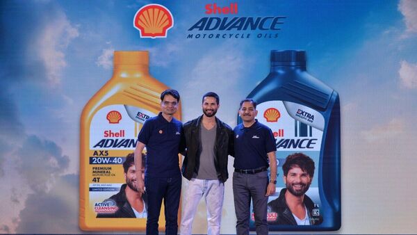 Shell Advance Motorcycle Oil
