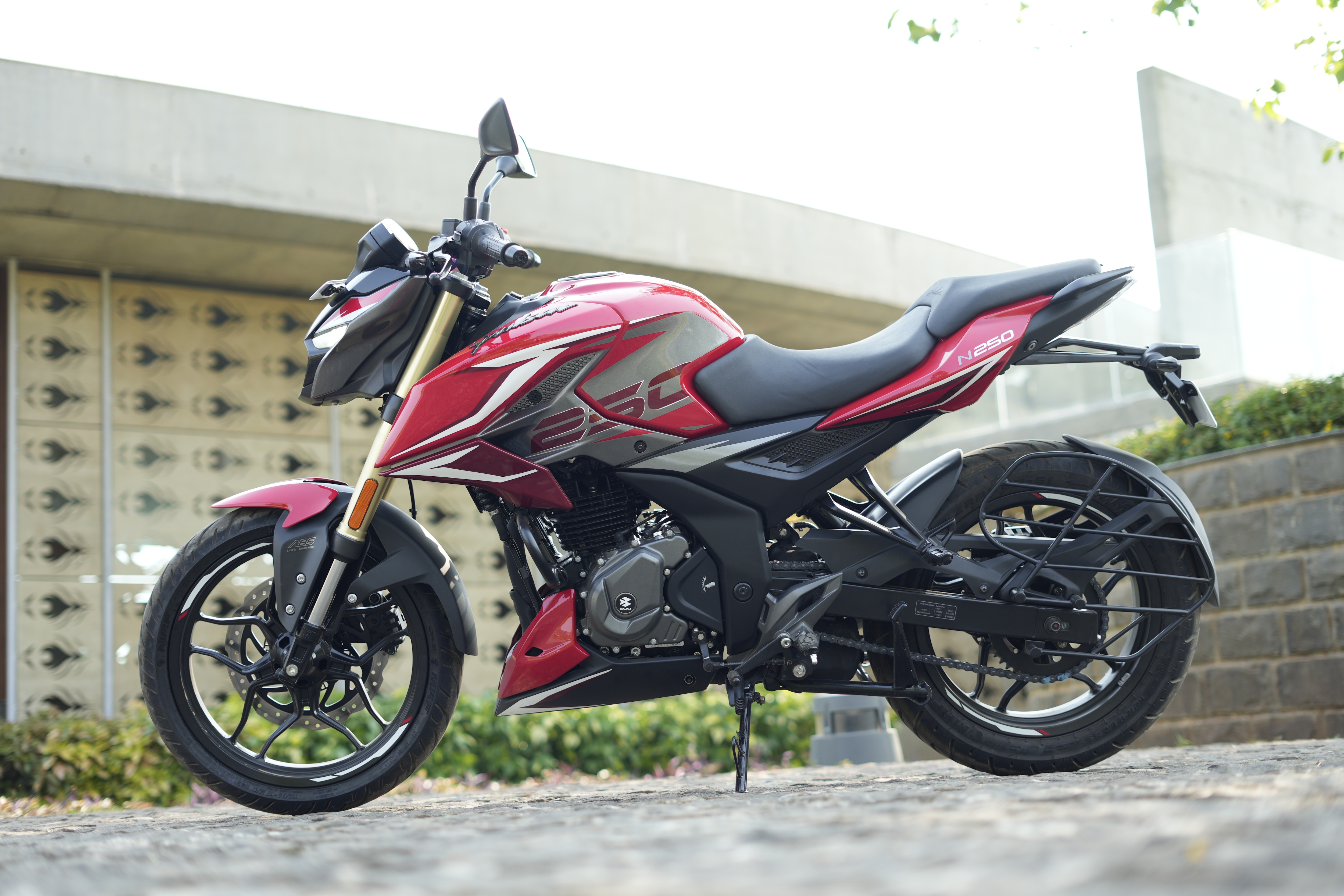 2024 Bajaj Pulsar N250 Review