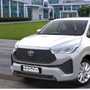 The Innova HyCross GX(O) sits on top of the GX variant. The new variant, offered in only petrol guise gets several improvements