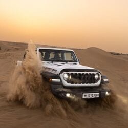 Mechanically, nothing has changed on the Wrangler which means it retains its tough drive abilities irrespective of the terrain.