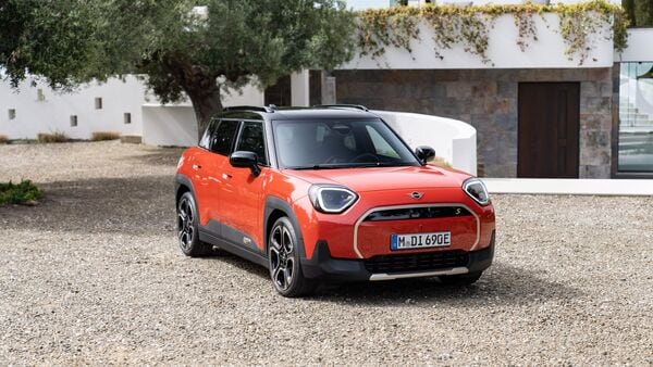New MINI Aceman breaks cover as quirky electric crossover, packs 406 km range