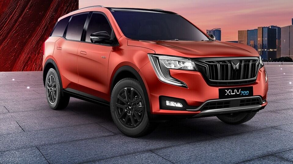 2024 Mahindra XUV700 Blaze Edition 