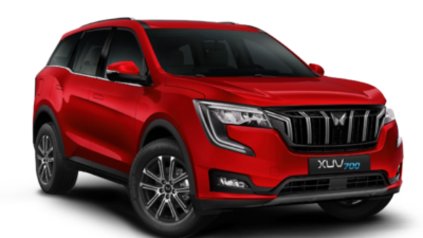 https://www.mobilemasala.com/auto-news/Mahindra-XUV700-seven-seater-gets-more-affordable-with-entry-level-MX-variant-i261079
