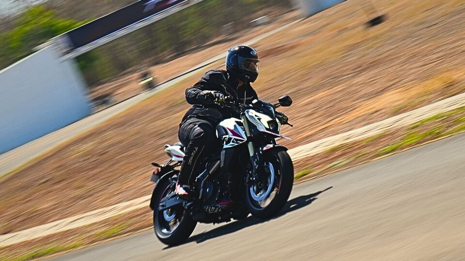 2024 Bajaj Pulsar NS400Z Review