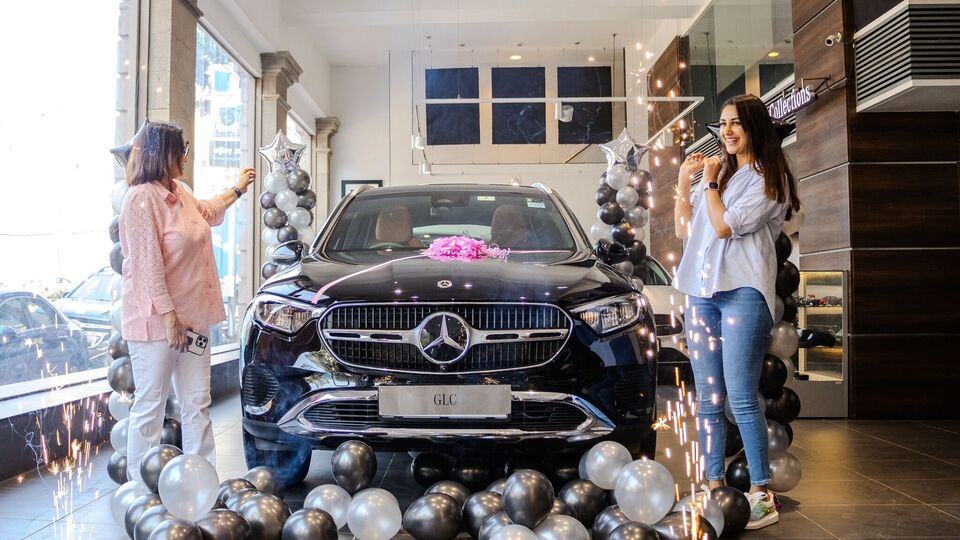 Nikita Dutta Mercedes-Benz GLC 