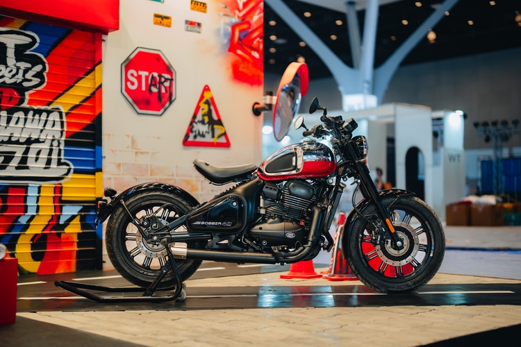 The Jawa 42 Bobber Red Sheen gets the same mechanicals including the 334 cc liquid-cooled engine 