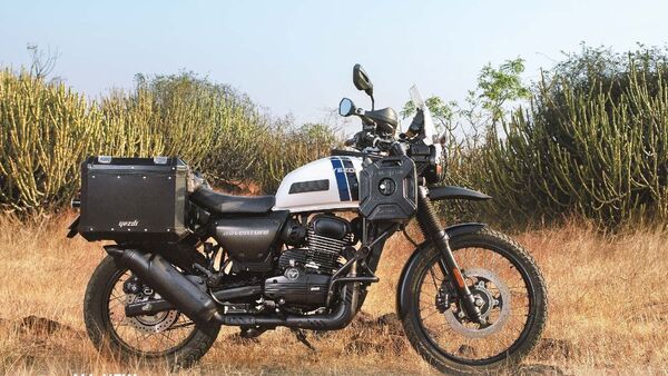https://www.mobilemasala.com/auto-news/Yezdi-Adventure-gets-new-Mountain-Pack-with-touring-accessories-as-standard-Check-whats-new-i267929