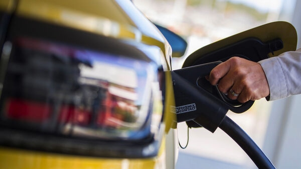 electric vehicle
