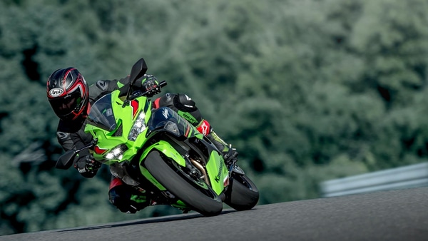 Kawasaki Ninja ZX-4RR launched in India, priced at ₹9.10 lakh